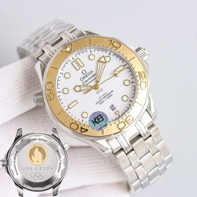 Omega Seamaster 42MM 8800 Movement Luminous Coating Stainless Steel Strap Watch